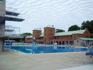 Pavillon des baigneurs ; Complexe aquatique du parc Jean-Drapeau